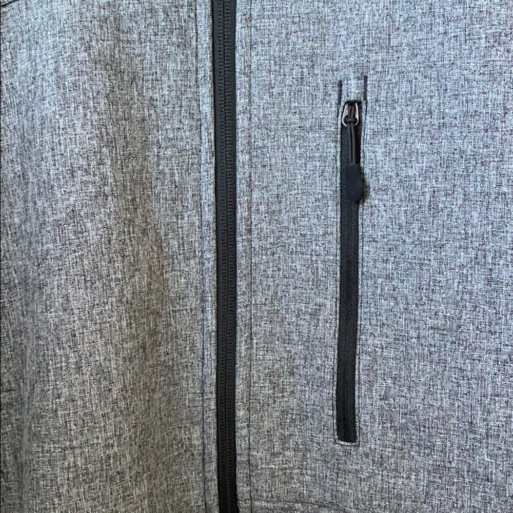 Kirkland Jacket 🖤 - Picture 2 of 6